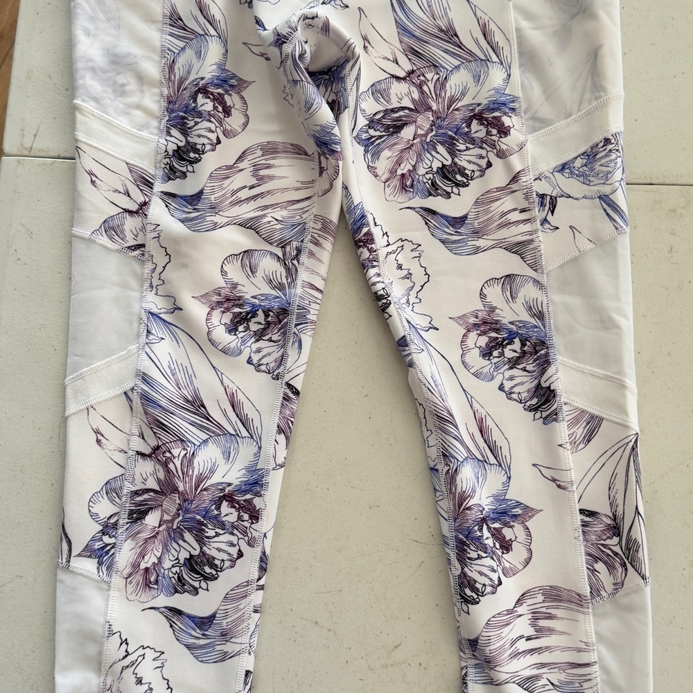 CALIA by Carrie Underwood High Rise Floral Leggings